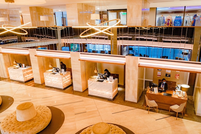 ホテル 2 フェブリエ ロメ