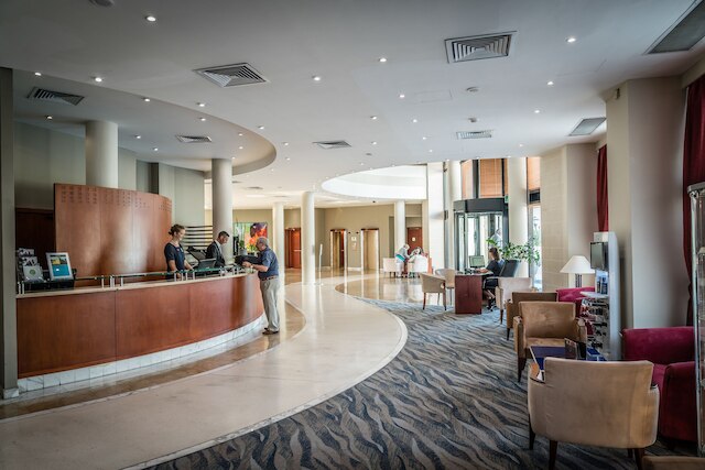 ヴェルディ セント ジョージズ ベイ マリーナ