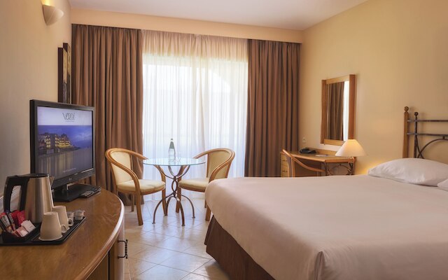 ヴェルディ セント ジョージズ ベイ マリーナ