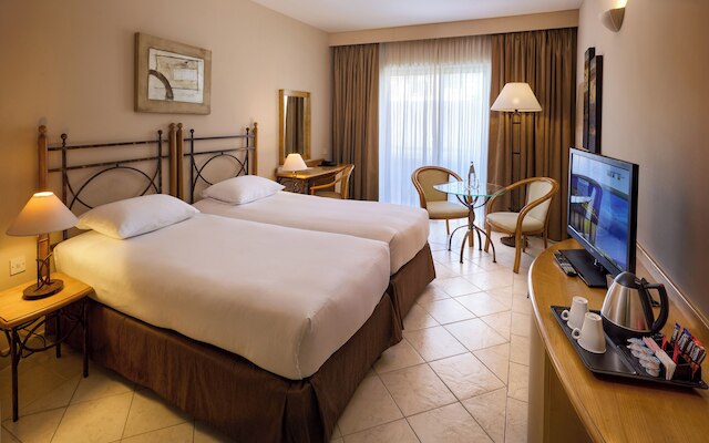 ヴェルディ セント ジョージズ ベイ マリーナ