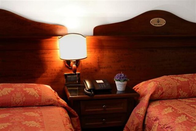 ホテル パボーネ