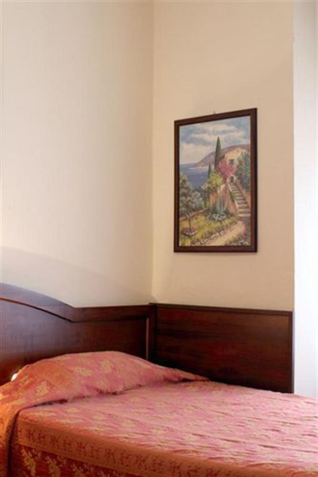 ホテル パボーネ