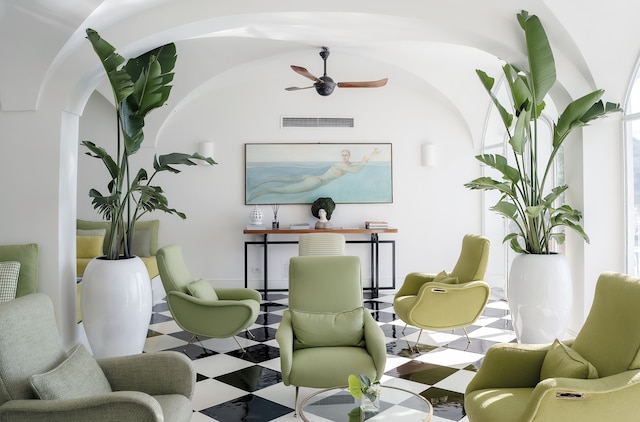 ホテル ミラマルフィ