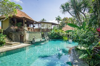 ヴィラ ソニア ウブド