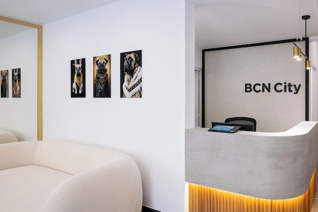 H トップ BCN シティ オテル