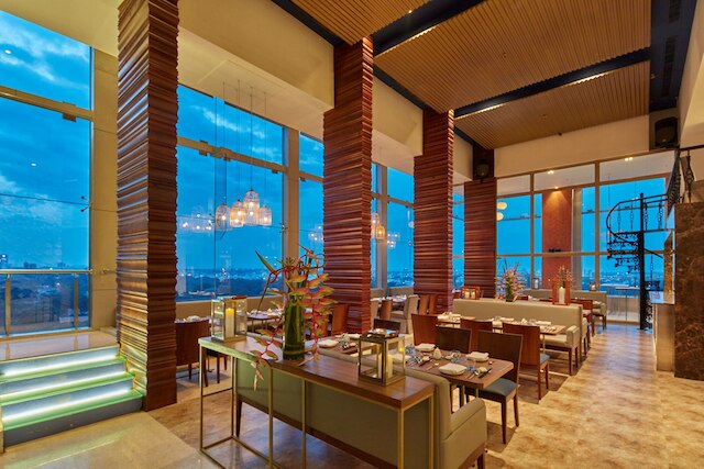 ロイヤル オーキッド セントラル バンガロール、MG ロード