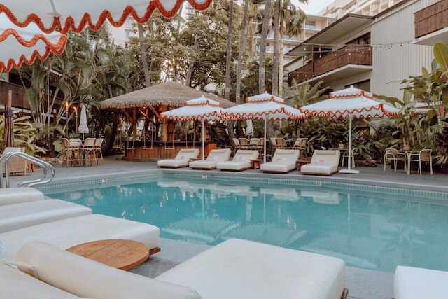 ホワイト サンズ ホテル