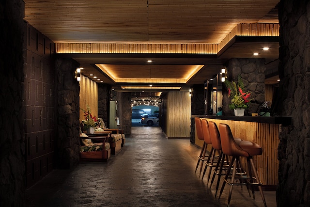 ホワイト サンズ ホテル