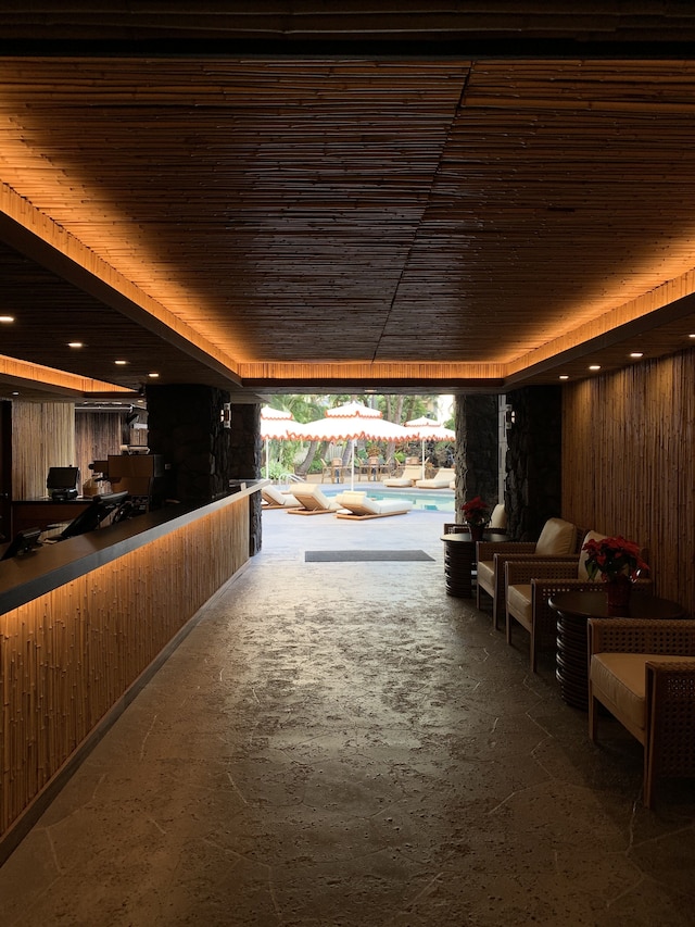 ホワイト サンズ ホテル