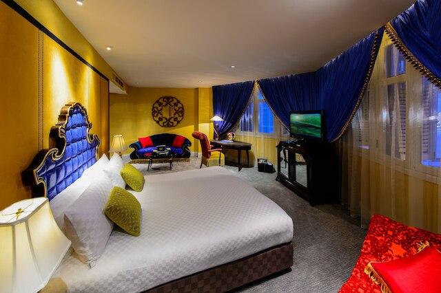 ザ スカーレット ホテル