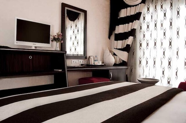 ツーリスト ホテル