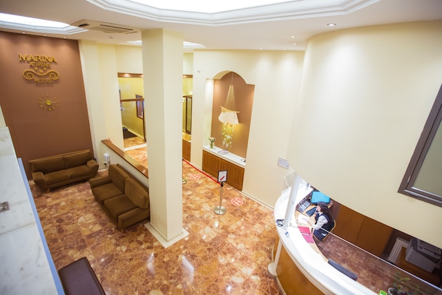 マリーナ ホテル アテネ