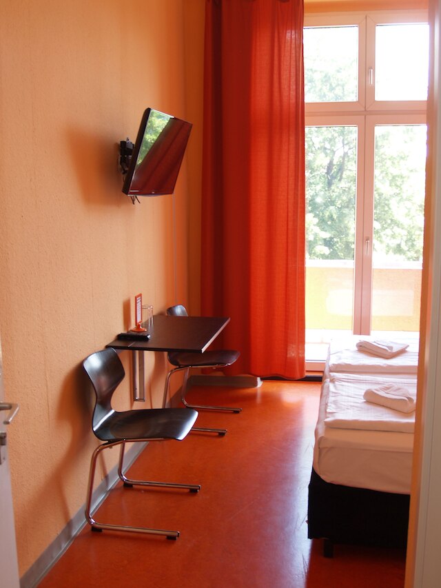 ハッピーゴーラッキー ホテル & ホステル