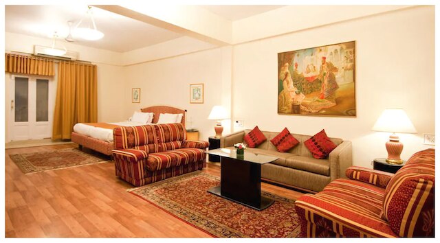 アストリア ホテル