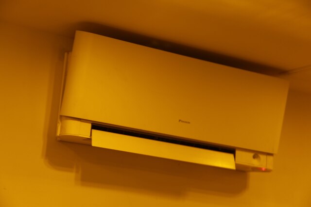 エキシビジョン コート ホテル 4