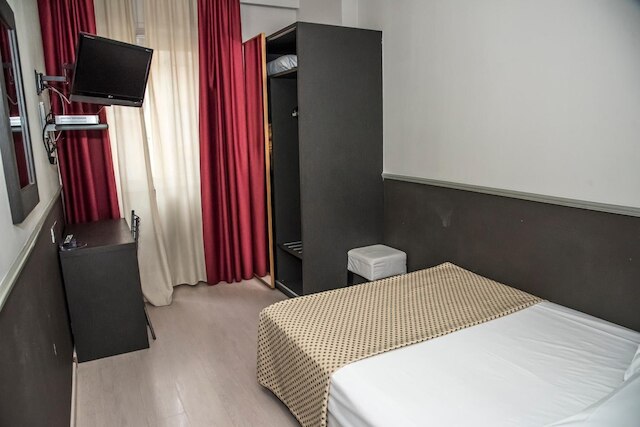 ホテル コラーロ