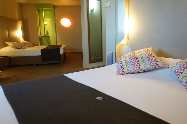 カンパニール パリ CDG エアポート ヴィルパント