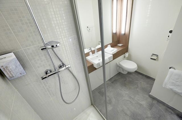 カンパニール パリ CDG エアポート ヴィルパント