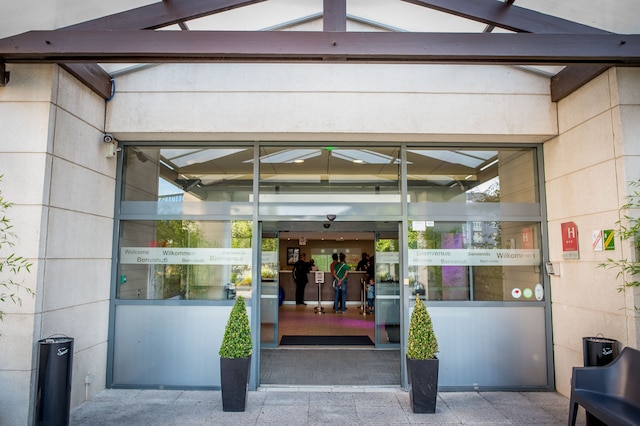 カンパニール パリ CDG エアポート ヴィルパント