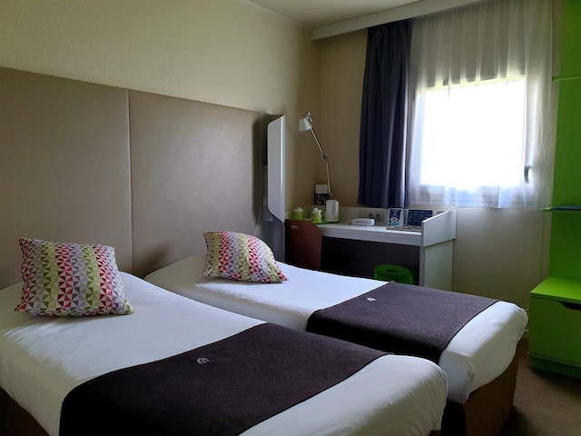 カンパニール パリ CDG エアポート ヴィルパント