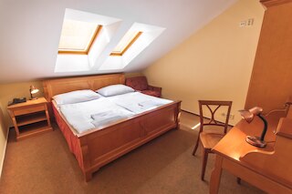 ペンション ブジェジナ プラハ