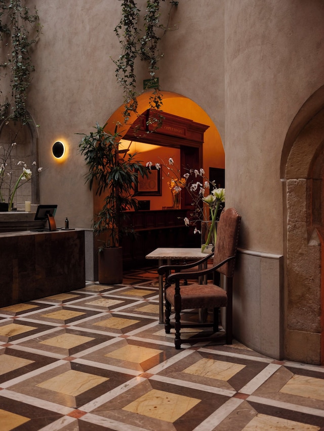 ホテル コペルニクス