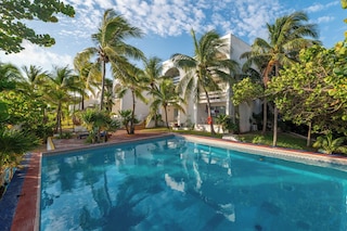 ホテル マヤ カリベ ファランダ