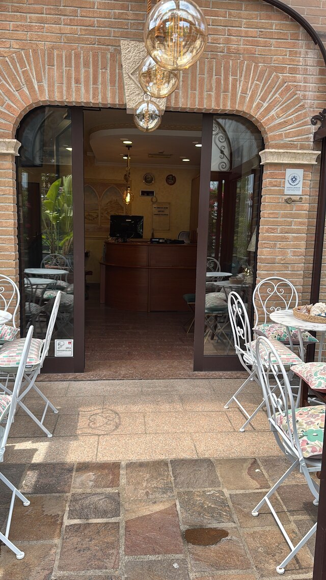 ユーロ ハウス イン エアポート