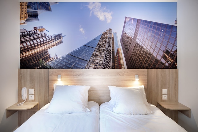 キリアド アヌマス - ジュネーブ