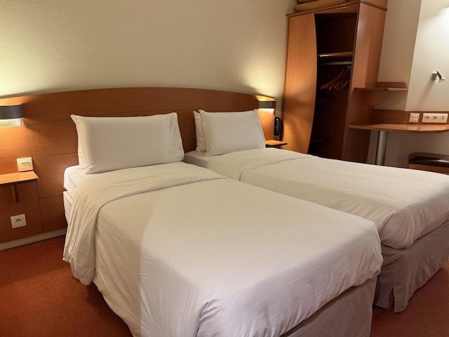 オテル キリヤード レンヌ ノール