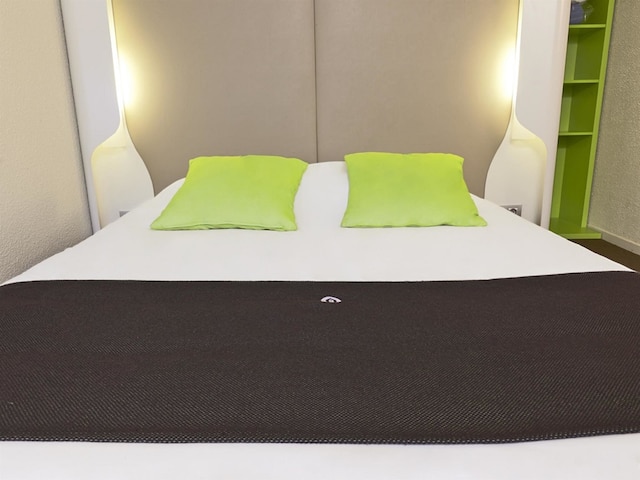 カンパニール レンヌ クルーネ