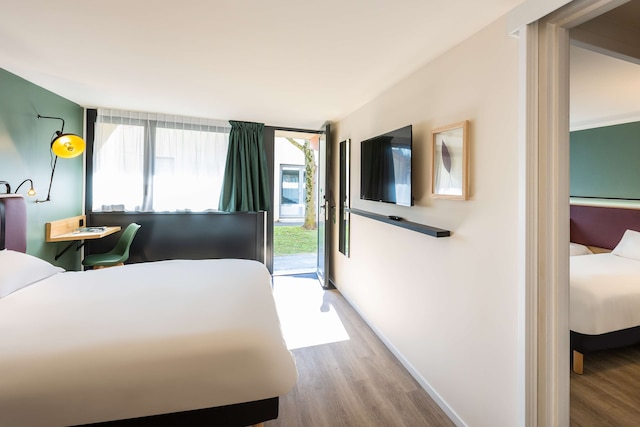 カンパニール ラ ロシェル ノール - ピルボロー