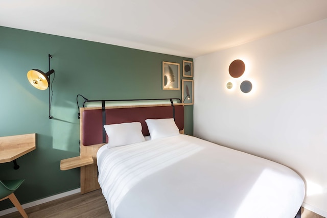 カンパニール ラ ロシェル ノール - ピルボロー