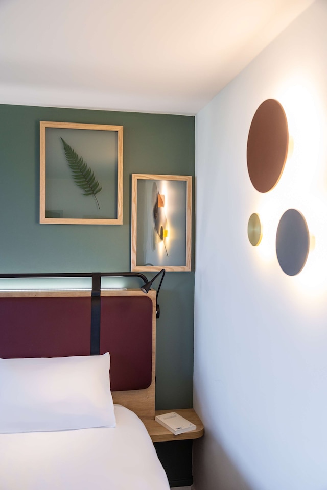 カンパニール ラ ロシェル ノール - ピルボロー