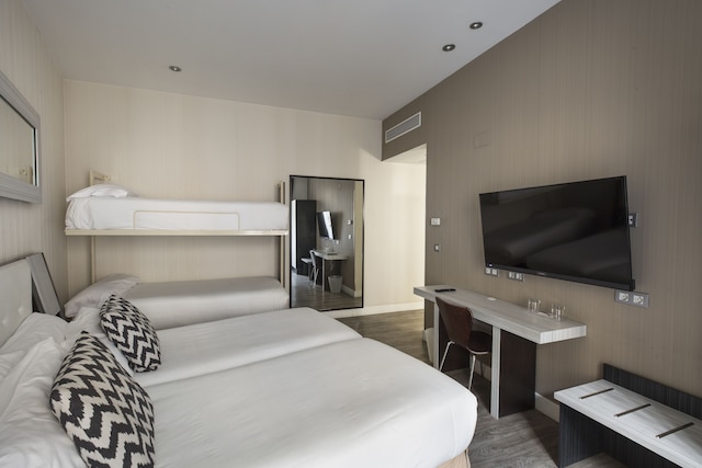 プチ パレス トリバル