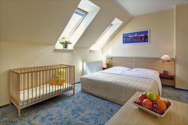 ホテル ミカエル