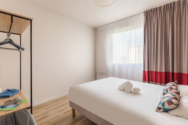 アパートシティ クラシック ラ ロシェル サントル