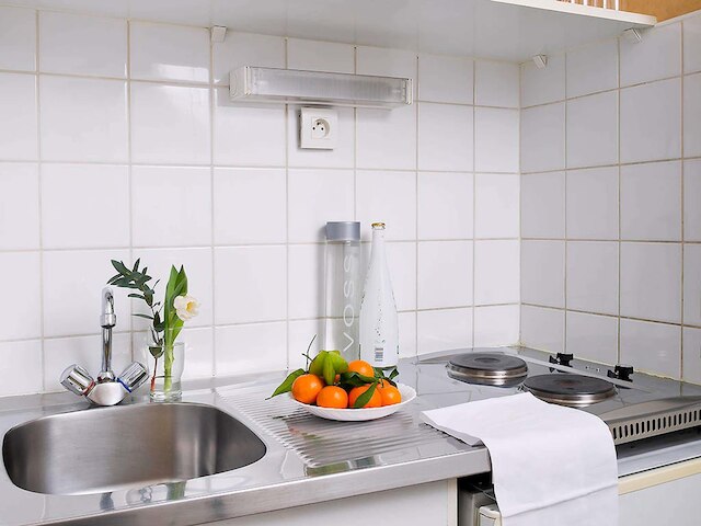 アパートスタイルホテル アダージョ アクセス パリ メゾンアルフォール