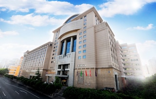 広安門グランド メトロパーク ホテル北京 (北京广安门维景国际大酒店)