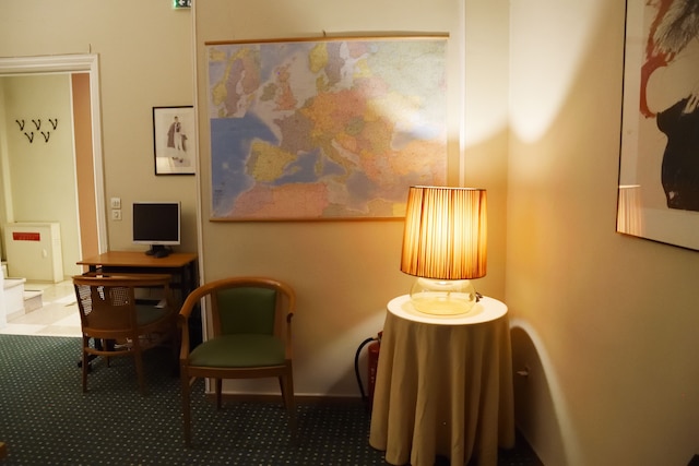 アドリアン ホテル