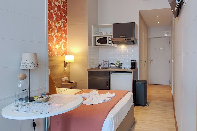 アパートホテルAMMIニースマッセナ（元アジュパ）