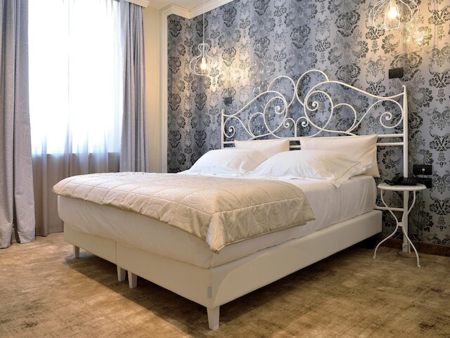 ヅァンホテル レジーナ