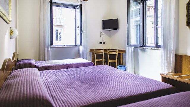 ベニーニ ホテル