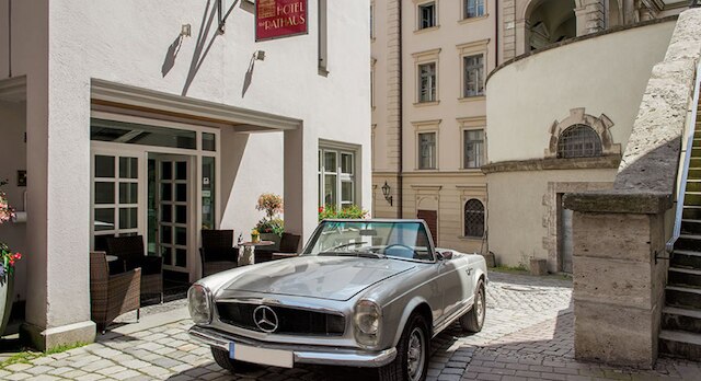 ホテル アム ラトハウス