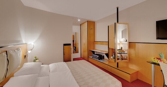 ホテル アム ラトハウス