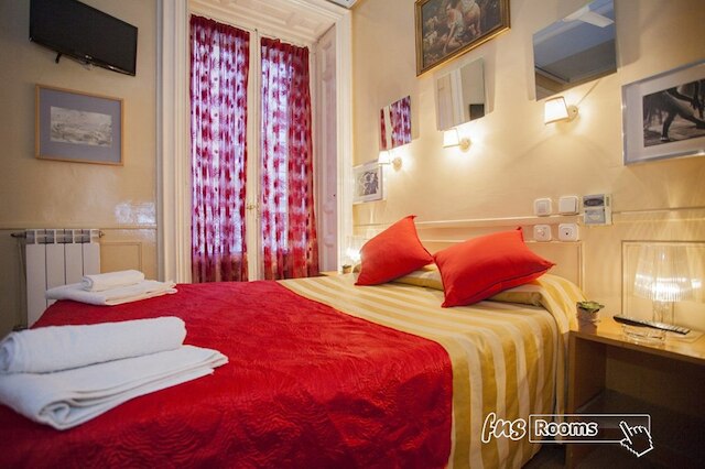 ホスタル ラ フォンターナ