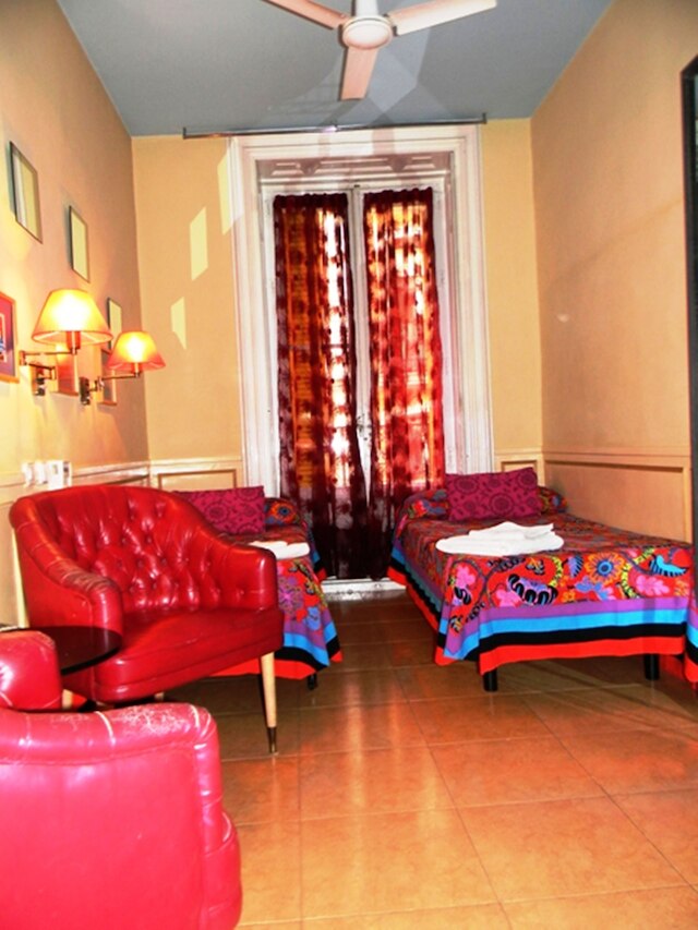 ホスタル ラ フォンターナ