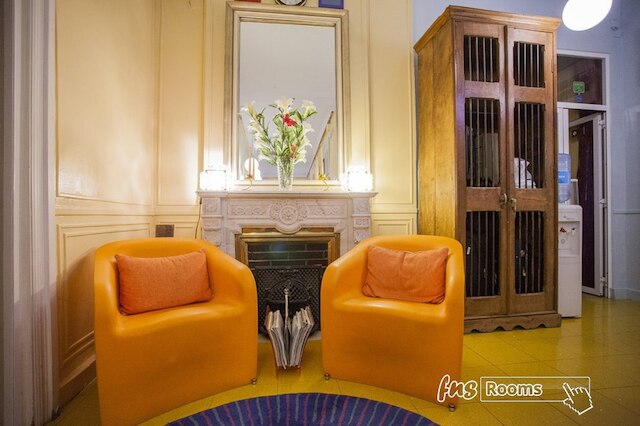 ホスタル ラ フォンターナ