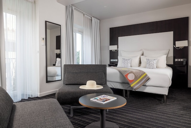 ホテル 64 ニース