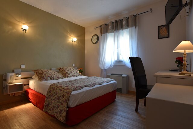 ザ オリジナルズ シティ オテル ドュ パルク アヴィニョン エスト